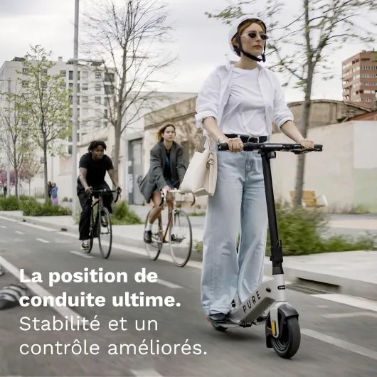 Pure Advance Flex Trottinette Electrique Adulte - Position de Conduite Ultime, Scooter Électrique Grande Autonomie 40km, Moteur 710W, Légère et Pliable Trottinette, Pneus 10 Pouces sans Chambre à Air Gris Mercure