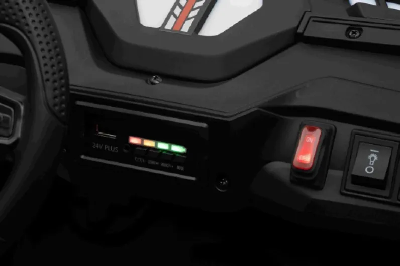 4x4 Voiture électrique Enfants 24V – 2 Places T-Rex Ride, Blanc, 4×45W Moteurs, Batterie Lithium, télécommande parentale 2,4 GHz, LED, MP3 USB/AUX – Véhicule Tout-Terrain 3 à 8 Ans