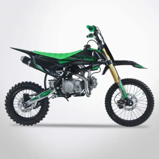 Test PROBIKE Dirt Bike 150-S 17/14 2025 : la 150cc de piste qui envoie correctement sans ruiner le budget
